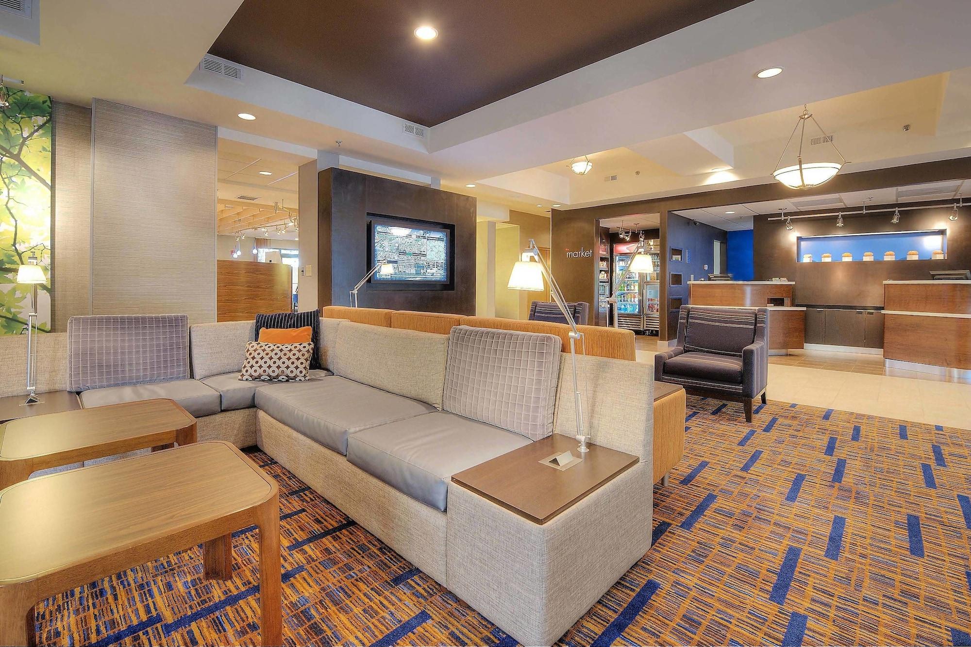Courtyard Raleigh Crabtree Valley Extérieur photo