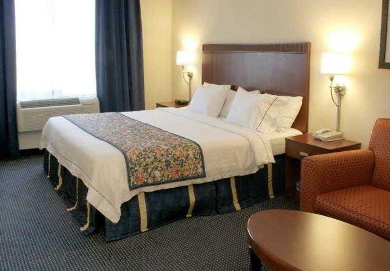 Courtyard Raleigh Crabtree Valley Chambre photo