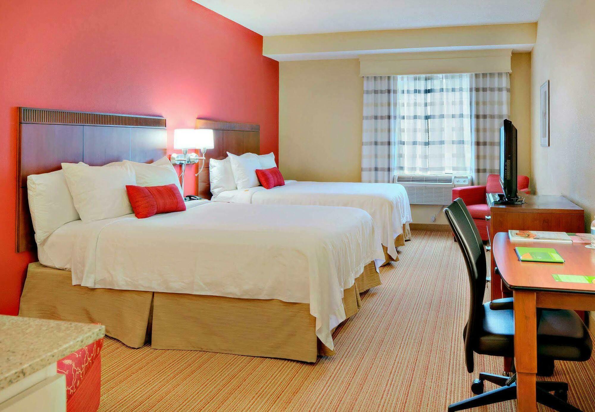 Courtyard Raleigh Crabtree Valley Extérieur photo